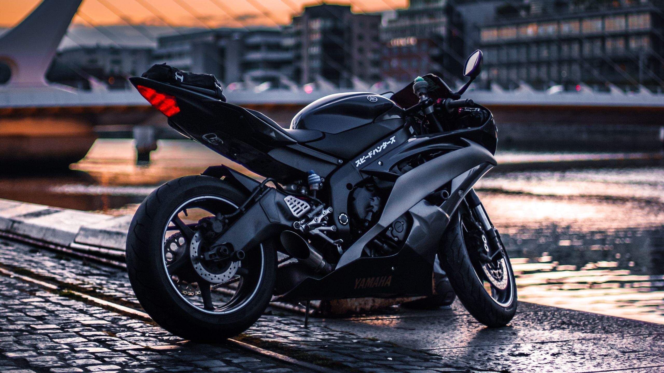 2560x1440 33+] Motorcycle Backgrounds on WallpaperSafari Wallpaper