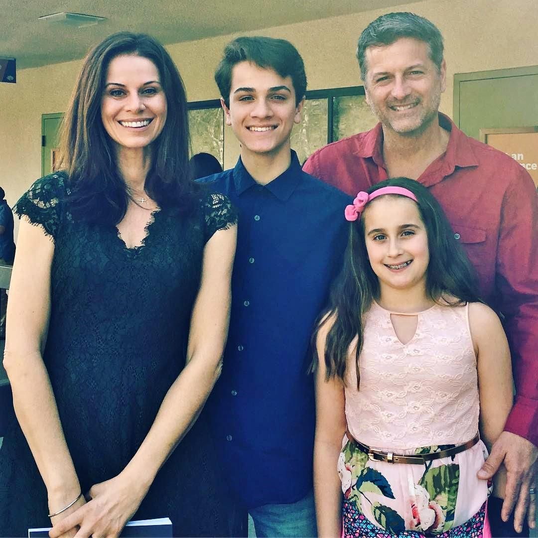 1080x1080 Jennifer Taylor Daughter Samantha Taylor, Husband Paul Taylor. Net Worth |  VergeWiki Wallpaper