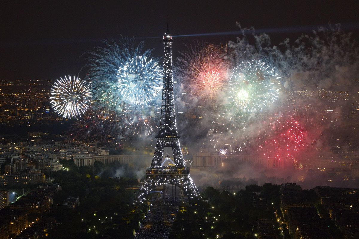 Bastille day. Праздник день взятия Бастилии во Франции. Национальный праздник Франции 14 июля. 14 Июля день взятия Бастилии.