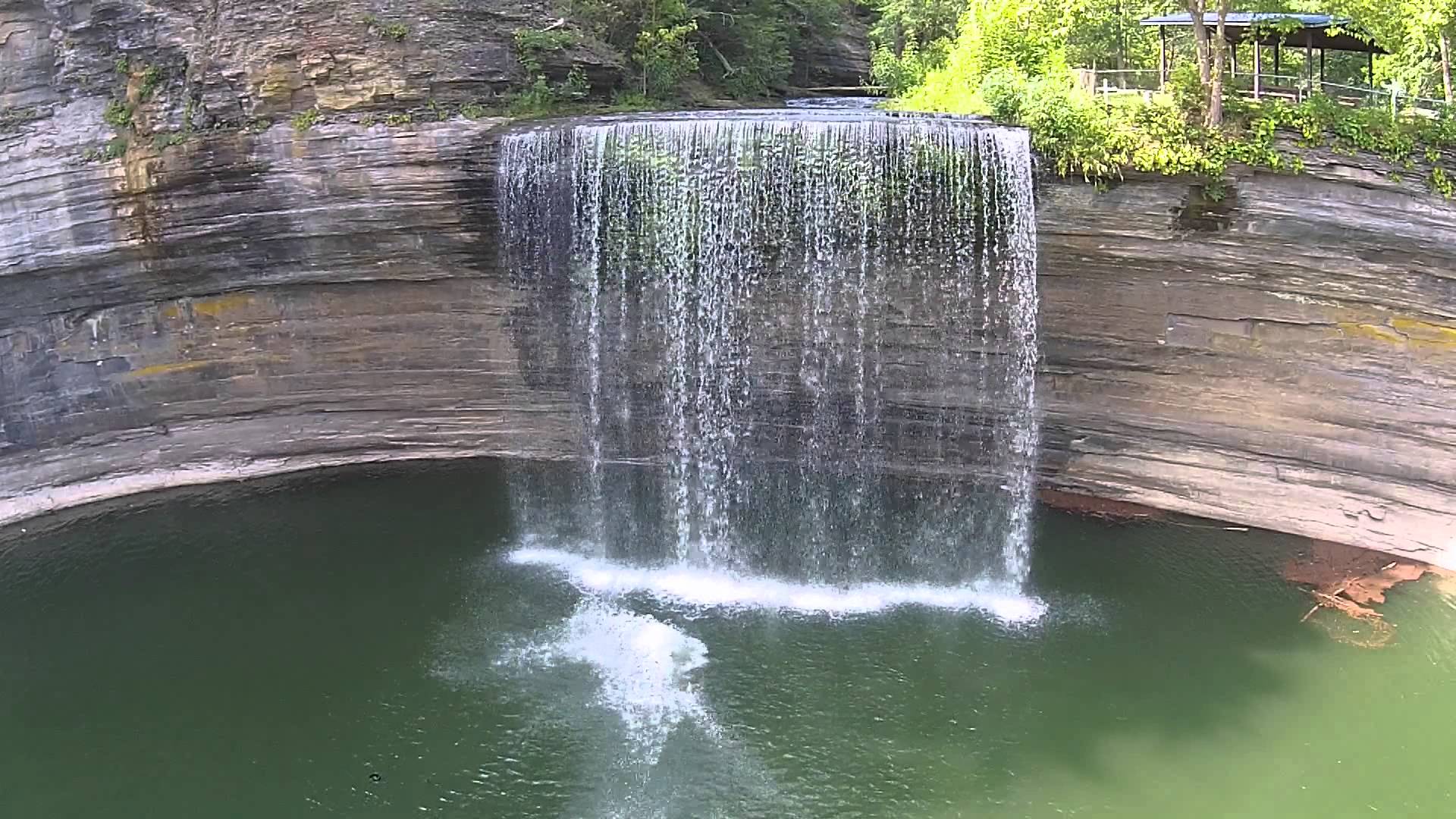 Шарой водопад