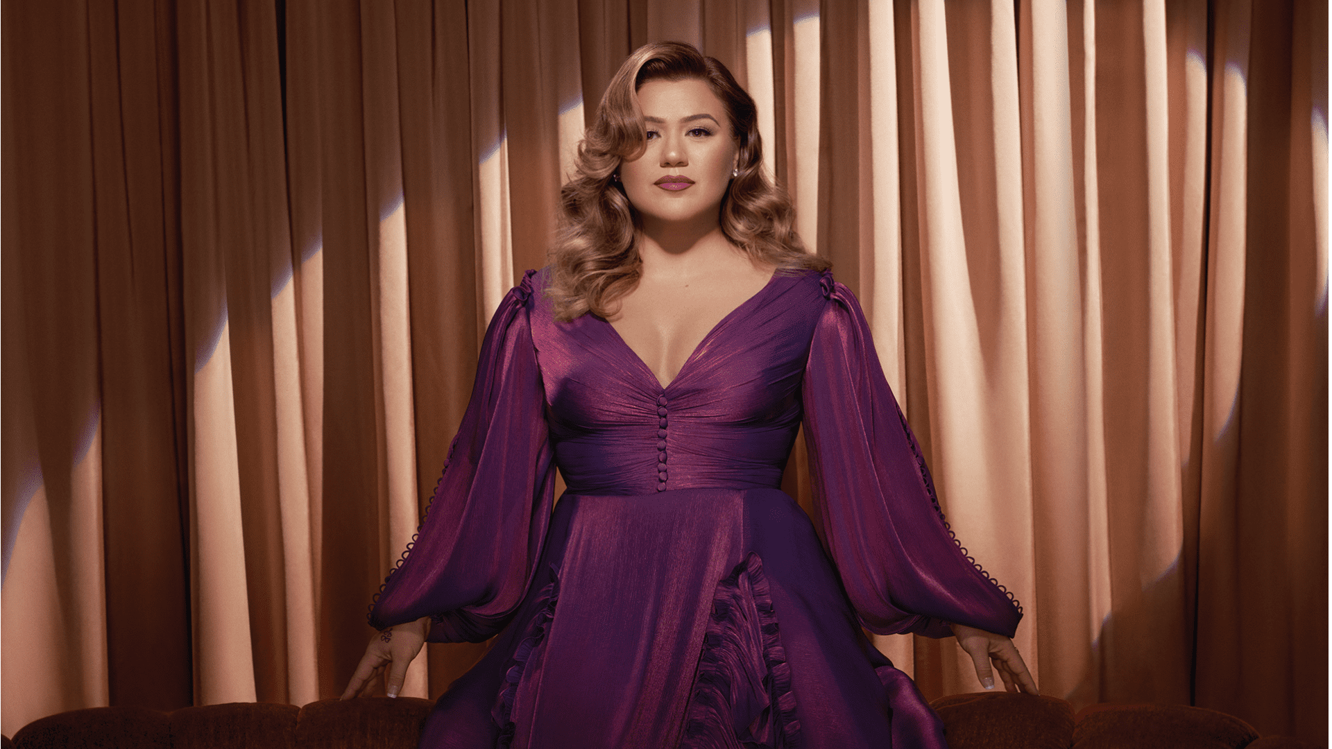 Kelly Clarkson Fakes