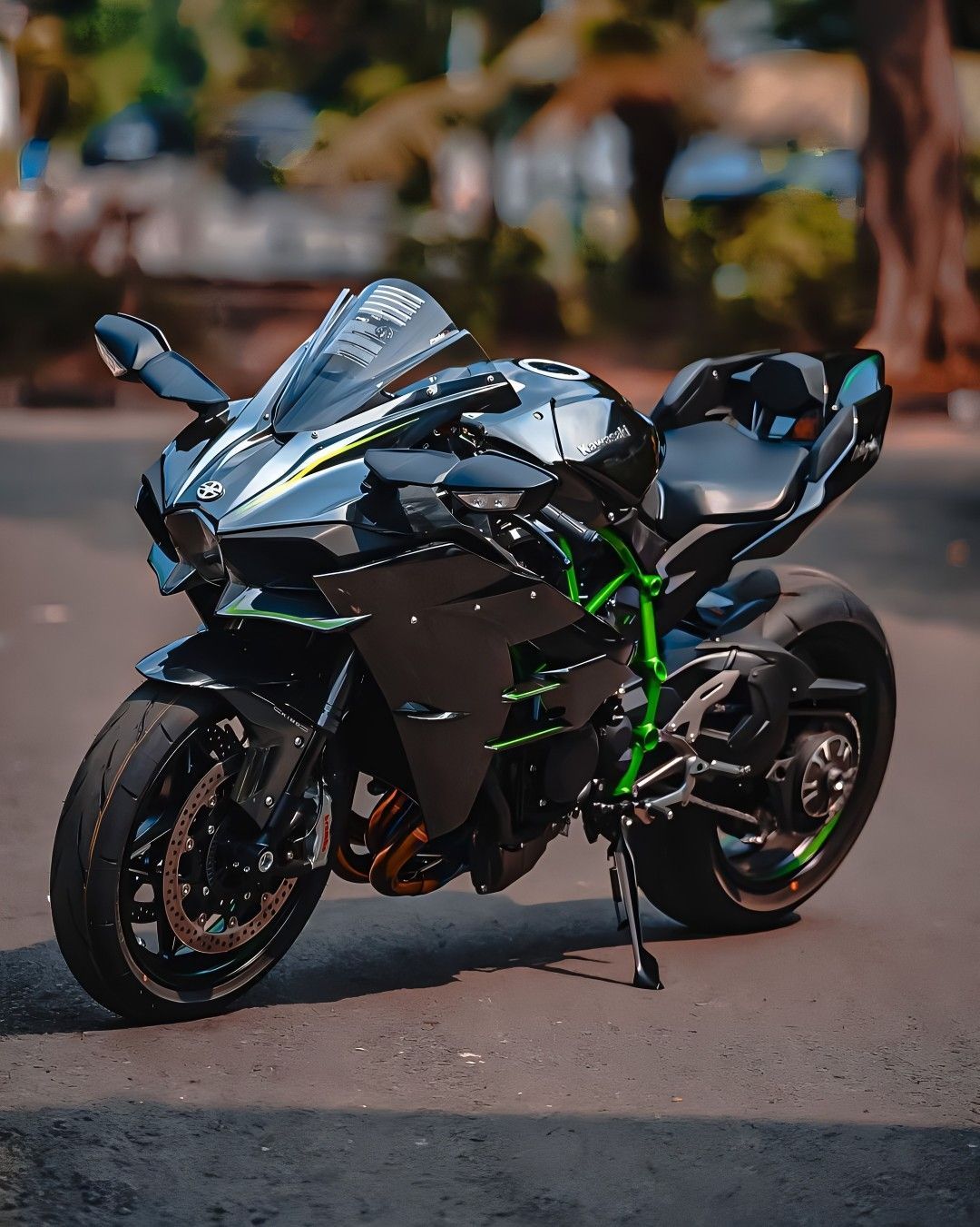 Kawasaki h2r Wheelie