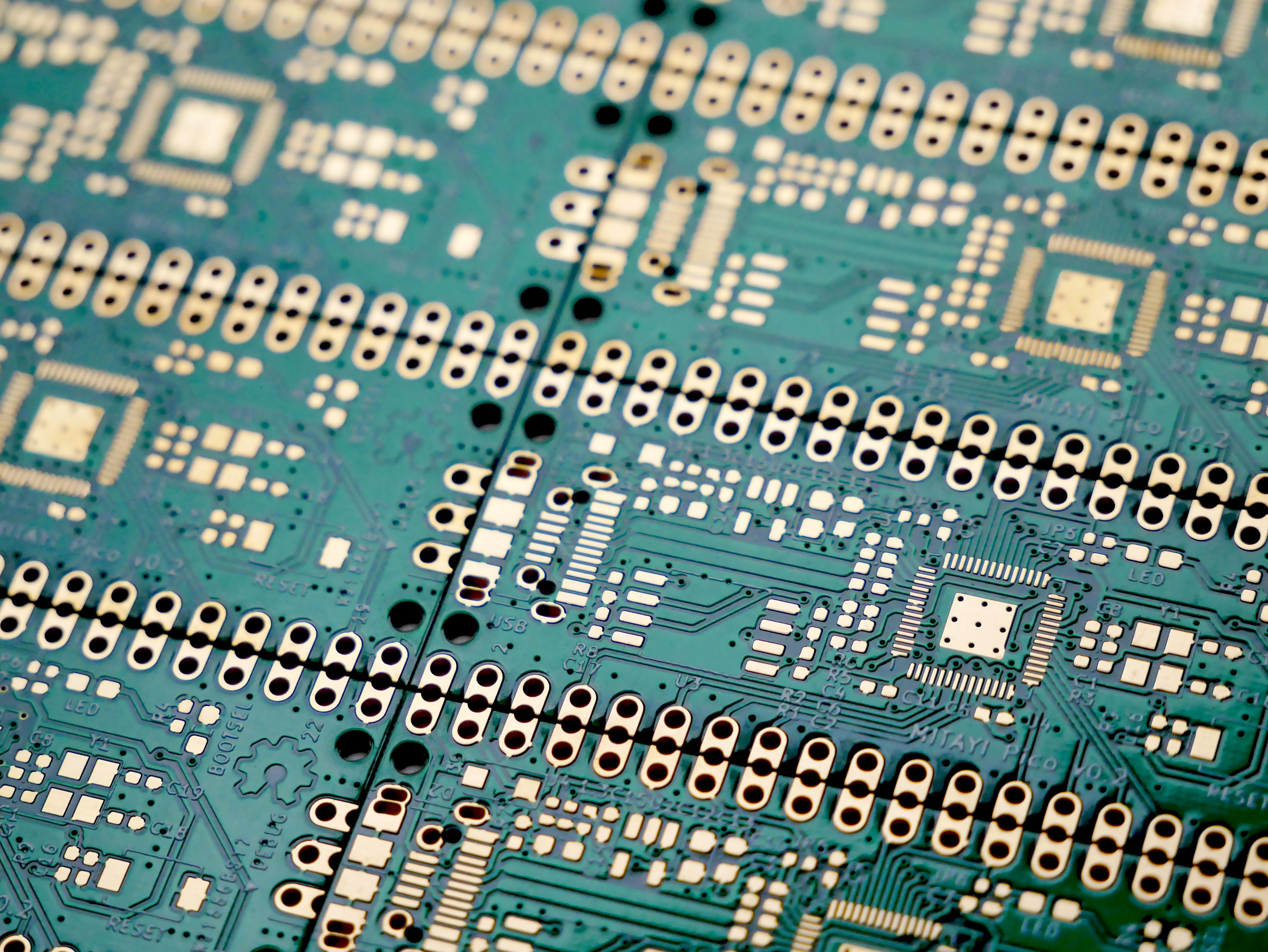 4592x3448 PCB, Raspberry Pi, circuit boards on WallpaperBat
