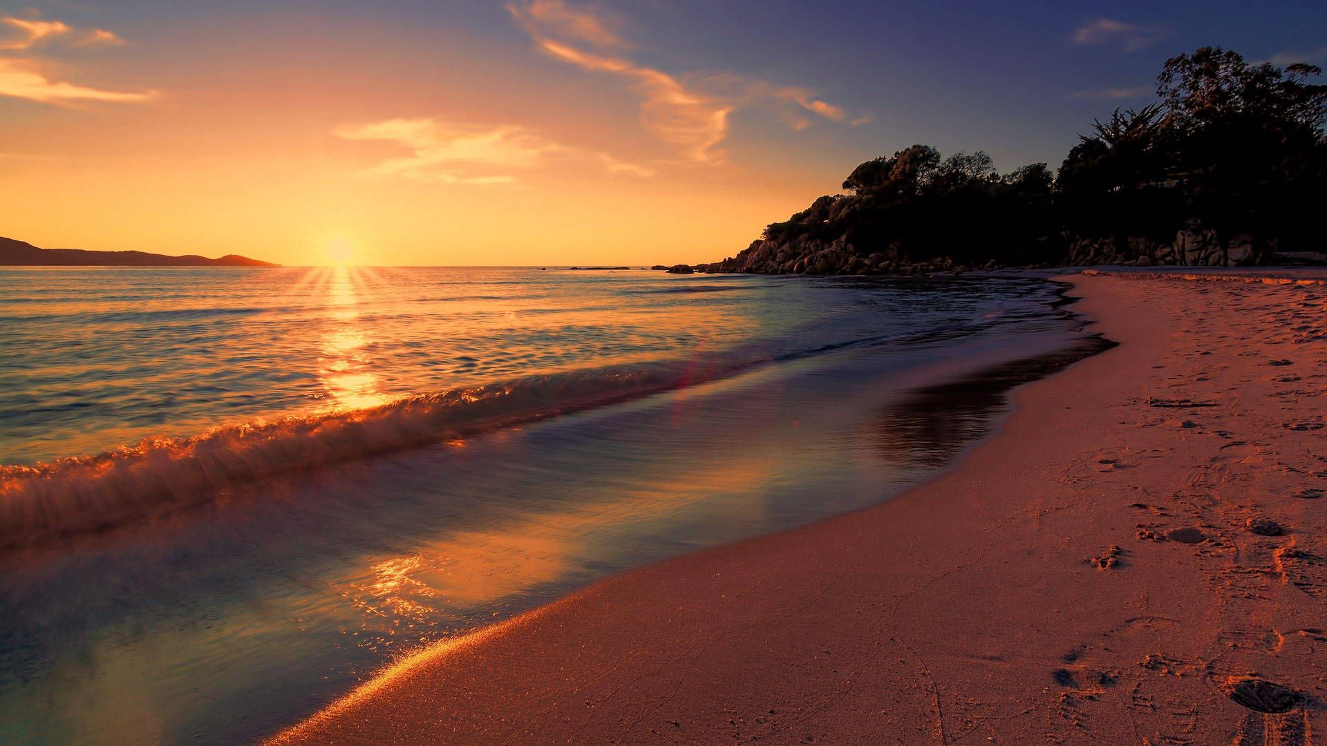 1920x1080 400+] Beach Sunset Wallpapers | Wallpapers.com Wallpaper