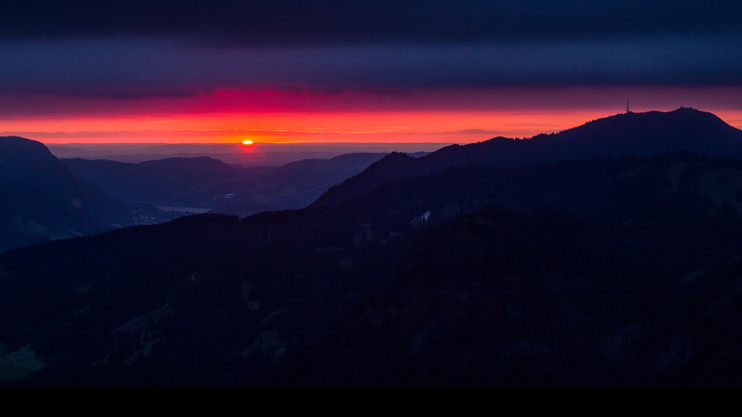 2560x1440 Glorious sunset in Germany [Wallpaper] | dotTech Wallpaper