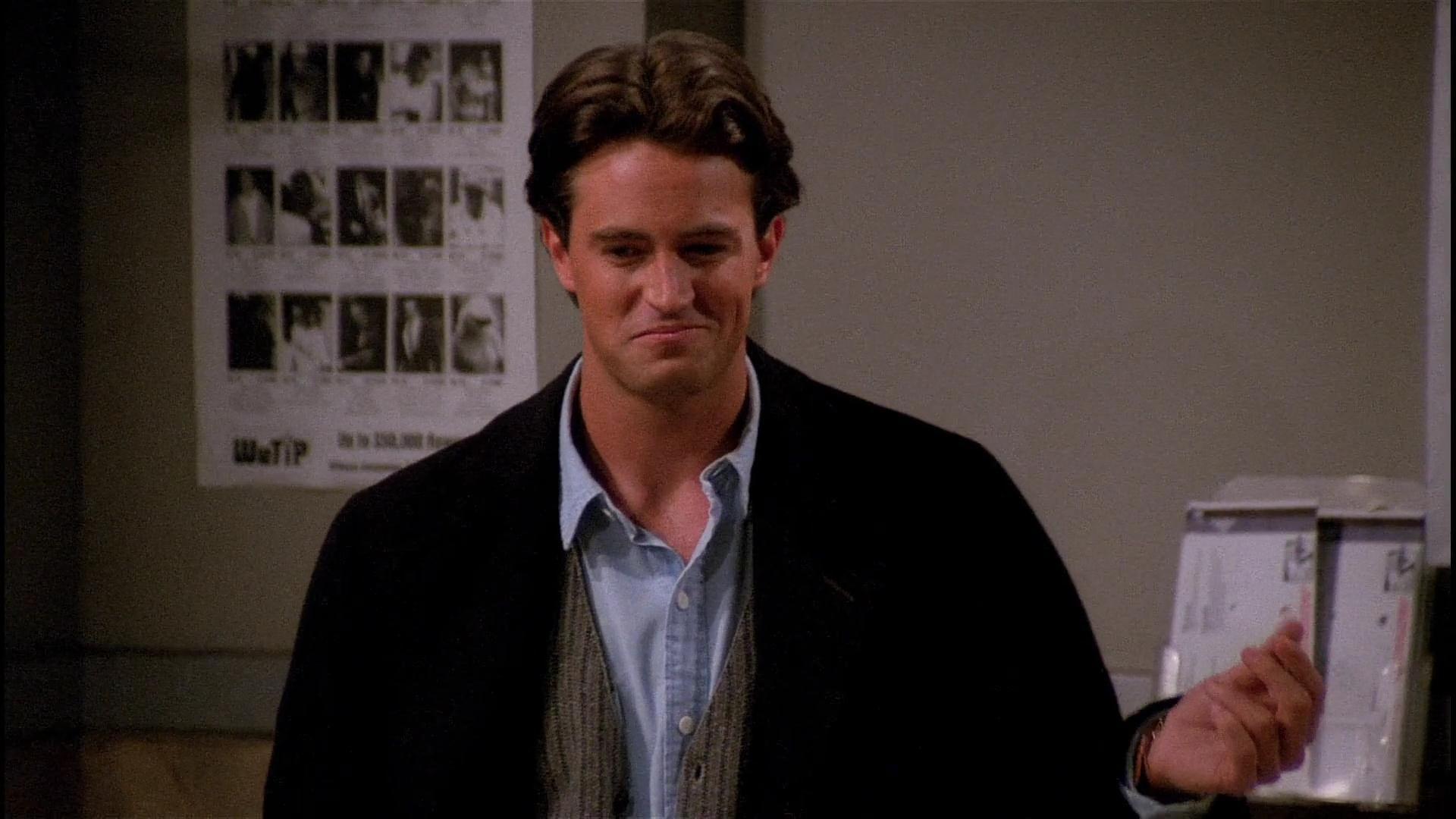 Chandler Bing Wallpapers.