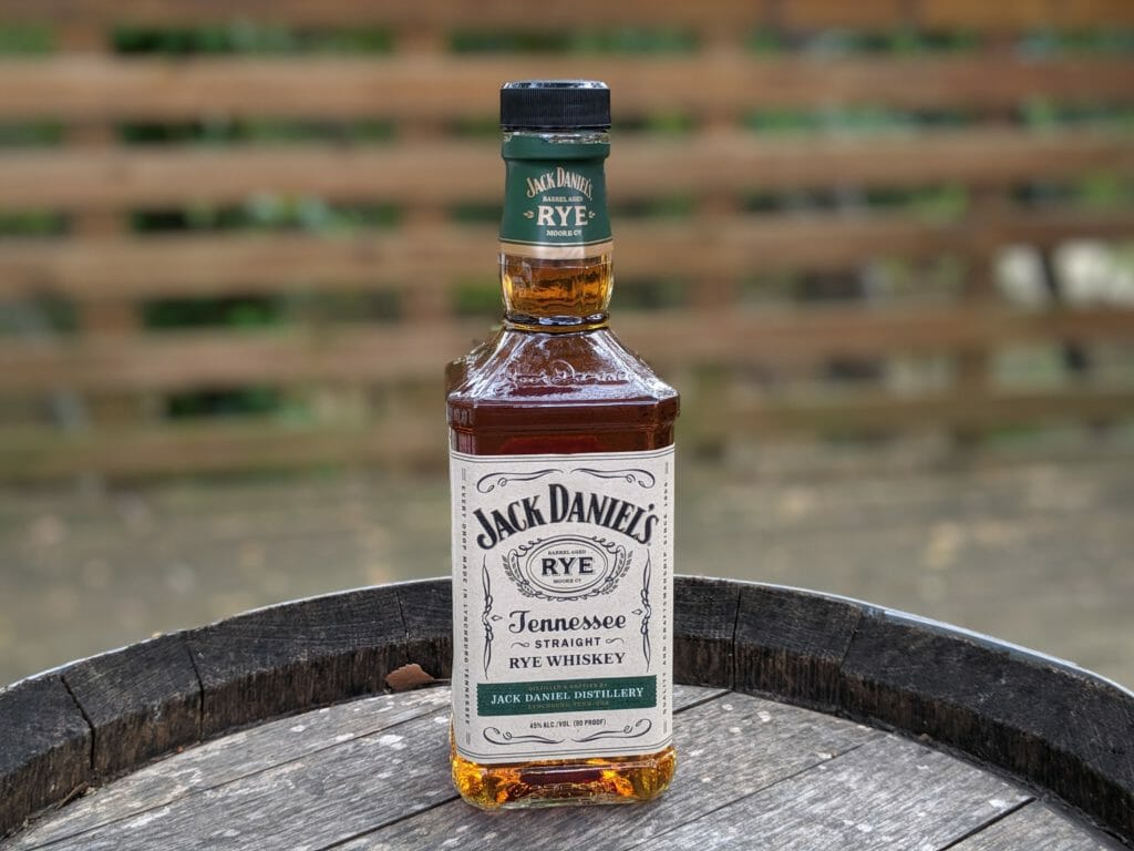 Джек Дэниэлс Rye. Виски Jack Daniels Rye. Jack Daniels Rye Tennessee Whiskey. Джек Дэниэлс пряный.