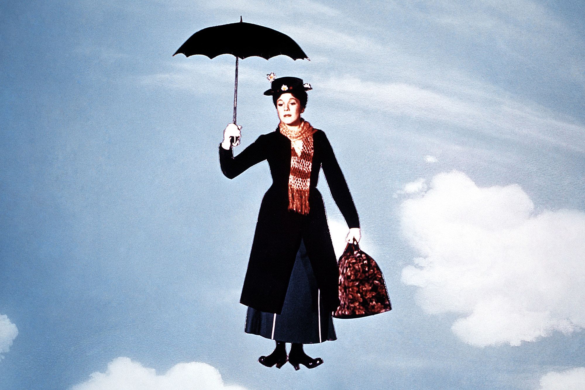 2000x1334 Emily Blunt Shines in 'Mary Poppins ... Wallpaper