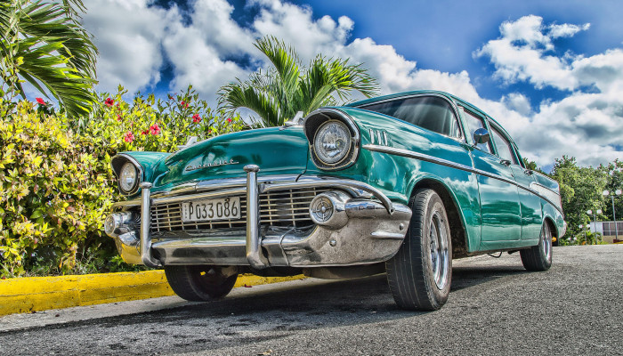 Old Vintage Car Wallpaper