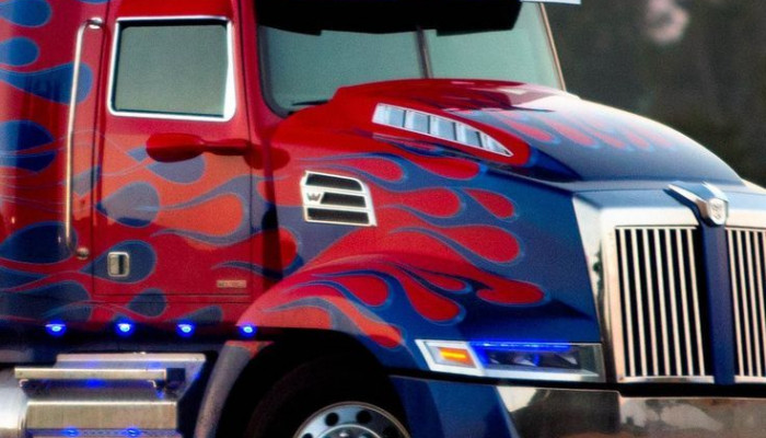 Optimus Prime Truck Wallpaper