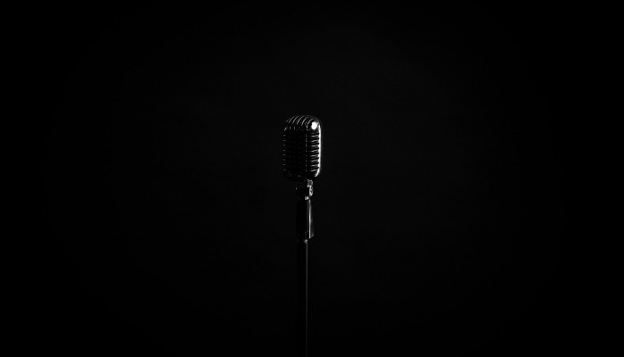 Black Microphone Wallpaper