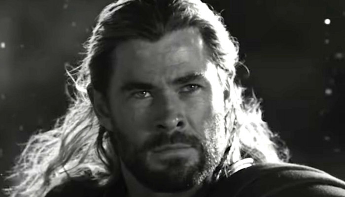 Thor Black and White Wallpaper