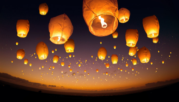 Floating Lanterns Wallpaper