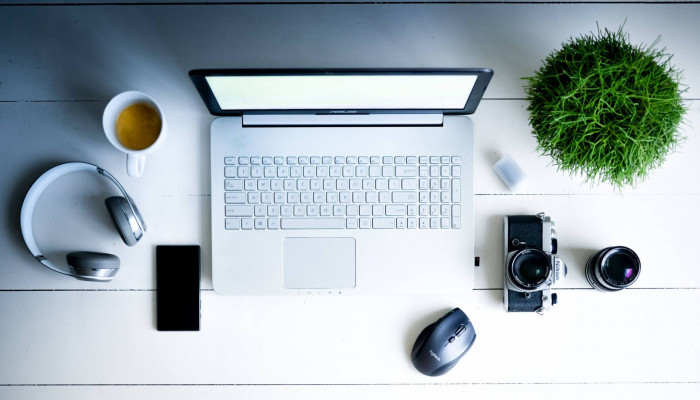 Work Desk Wallpaper