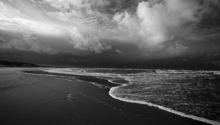 Black and White Water Wallpaper