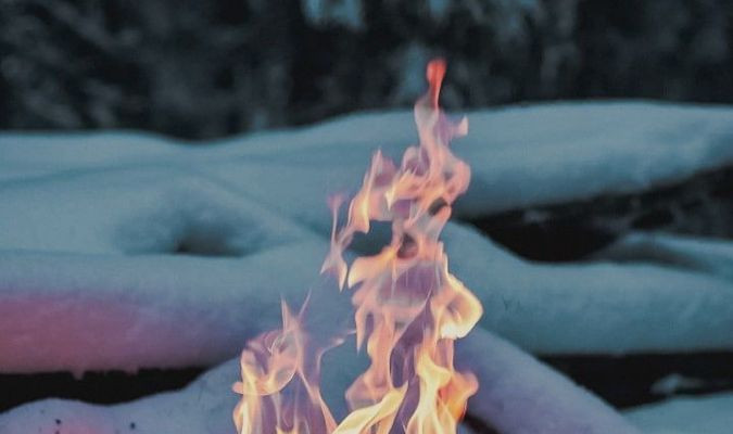 Winter Campfire Wallpaper