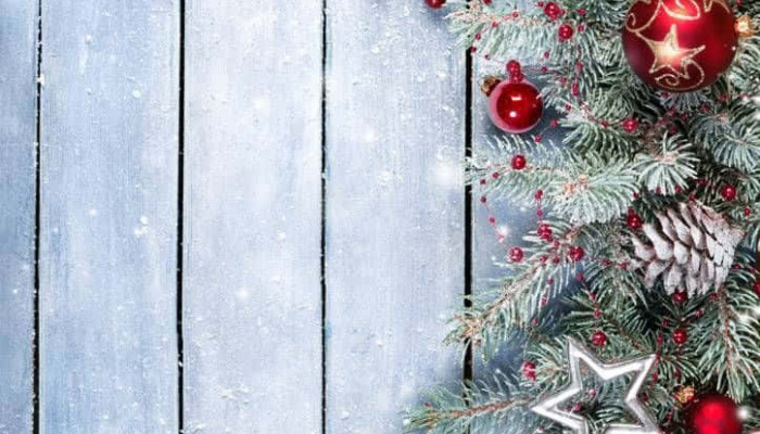 Farmhouse Christmas Wallpaper