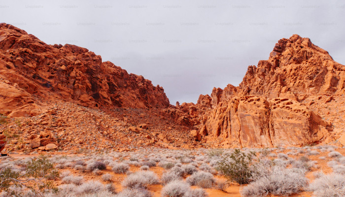 Rocky Desert Wallpaper
