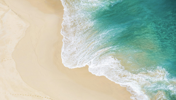 Minimal Sea Wallpaper