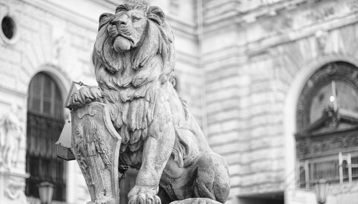Lion Statue Wallpaper