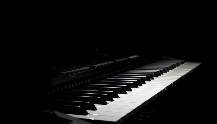 Black Piano Wallpaper