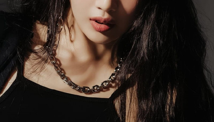 Joy Red Velvet Wallpaper