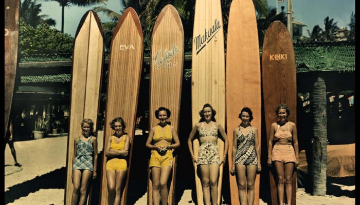 Vintage Surf Wallpaper