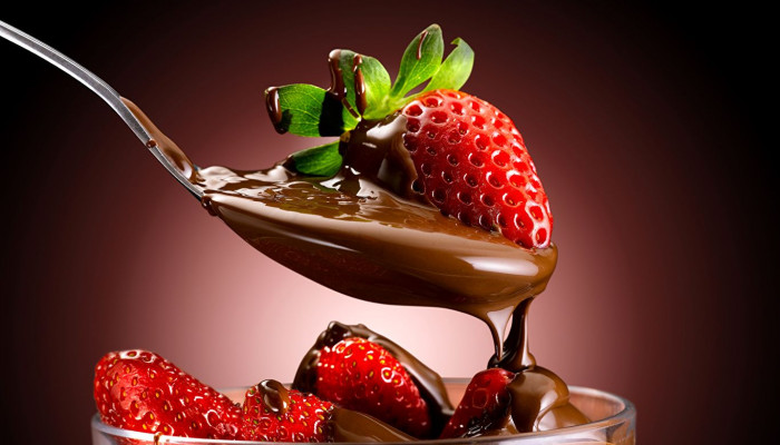 Chocolate Strawberry Wallpaper