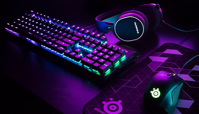 Keyboard and Mouse Wallpaper