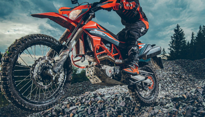 690 Enduro Wallpaper